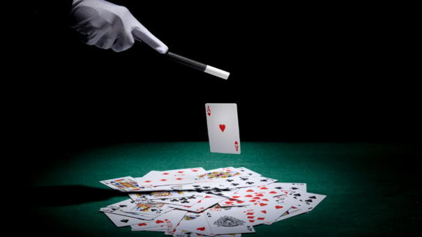 Tỷ lệ cược baccarat có xu hướng không thay đổi trong sòng bạc nhưng một số quy tắc và cách chơi nhất định có thể ảnh hưởng đến những con số này tốt hơn hoặc xấu hơn ,người chơi thực hiện một trong ba lần đặt cược trước khi trò chơi bắt đầu. Hãy đến 789BET casino trực tuyến để biết thêm thông tin nhé .